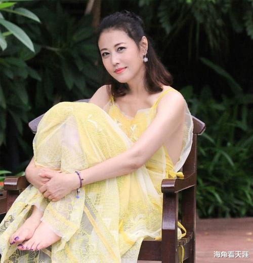 周海媚|美人周海媚:意外落选港姐不妨碍大红,身体康复后定居在大陆