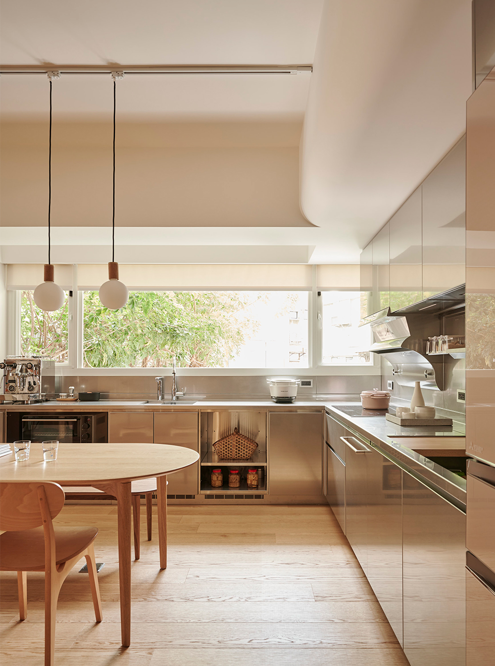 4房2厅空中瑜伽空间设计,让你尽情呈现「家」该有的本质样貌