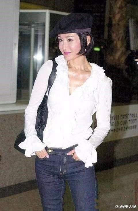 靳东|离不开精修图的6位“不老女神”：赵雅芝状态差，温碧霞脸部僵硬