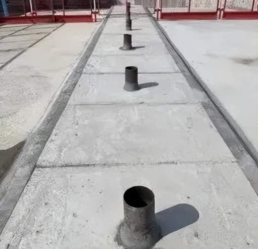 后浇带封闭这样施工:超前止水,提前回填