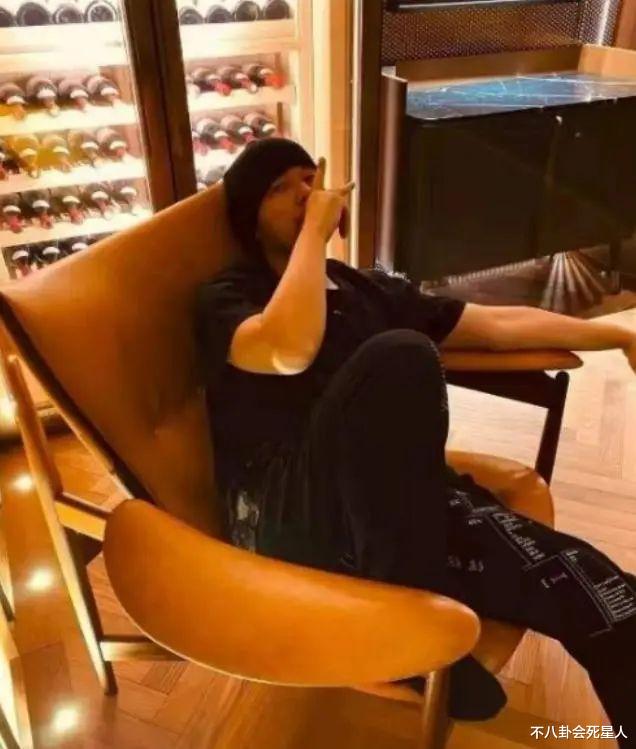 明星|一把菜刀60万，椅子360万，明星的生活奢侈到你无法想象