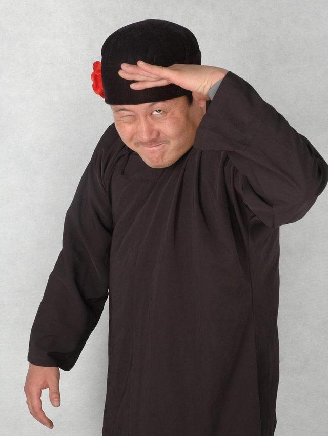 赵本山|赵本山商演一年捞金150万，赵本山警告他：以后别说是我弟弟