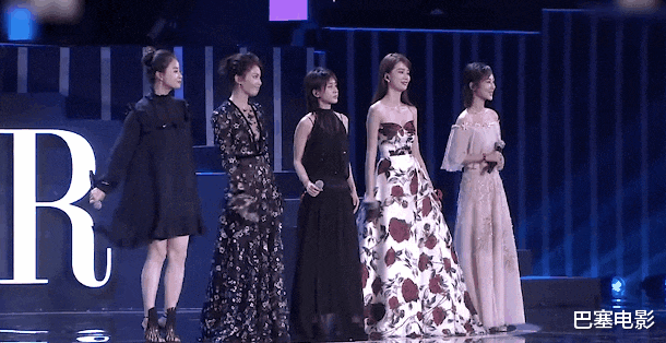 章子怡|死对头、前任、情敌同台，亏主办方想得出，大戏如愿上演