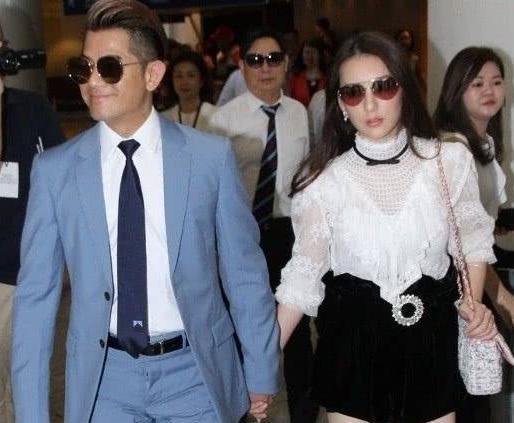 郭富城|方媛分享近照，给丈夫郭富城包饺子，拿脸盆装肉馅被网友吐槽