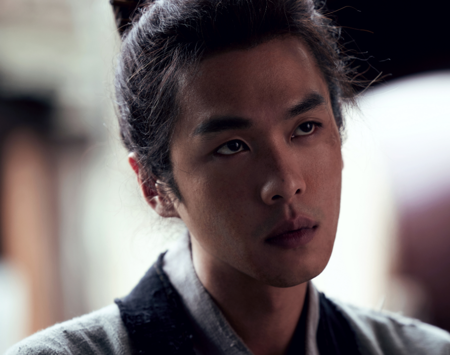 戚薇|放过“少女感”吧！没有就别硬凹！戚薇让多少丫头教女演员脸红