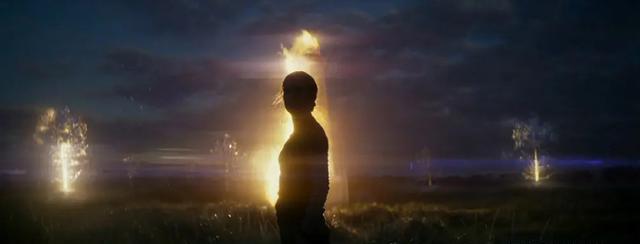 三体|击败《三体》,为上映三个片段被删,这部R级片,重新定义科幻