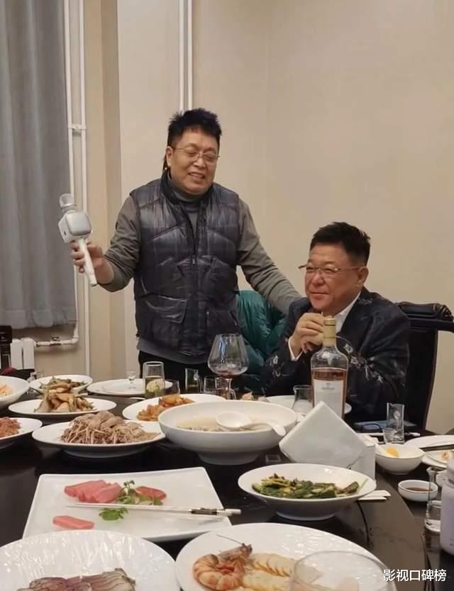姜育恒|著名歌手姜育恒与好友聚会,网友直呼老得快认不出了