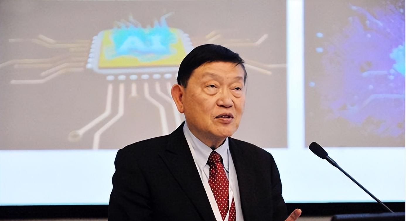 直到2000年4月,张汝京带着他的团队回国创业,在上海成立中芯国际,才