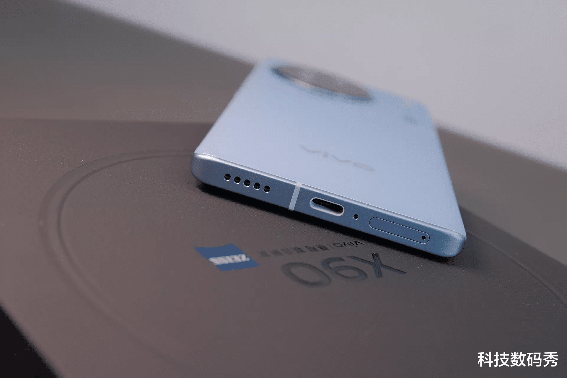 相隔半年,vivo X90比上一代X80升级了哪些功能?相同价格买哪个?