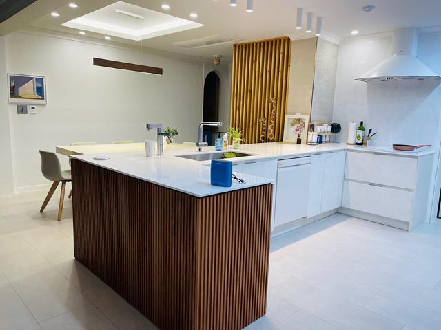 一进门就被这家的落地窗迷住，好看到移不开眼，新家一定跟着学！