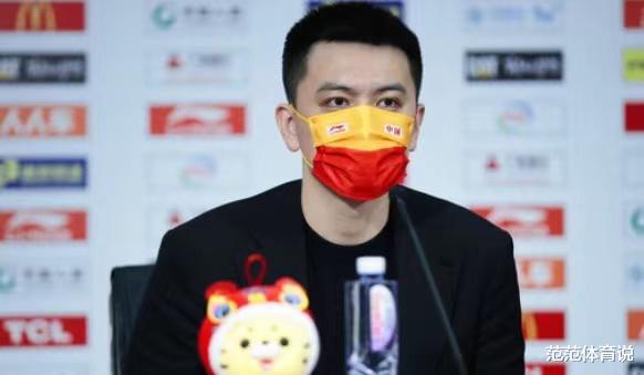 杨鸣|大外援砍17+4！杨鸣对李洪庆提出新要求，或寻找第三外援对飚广东