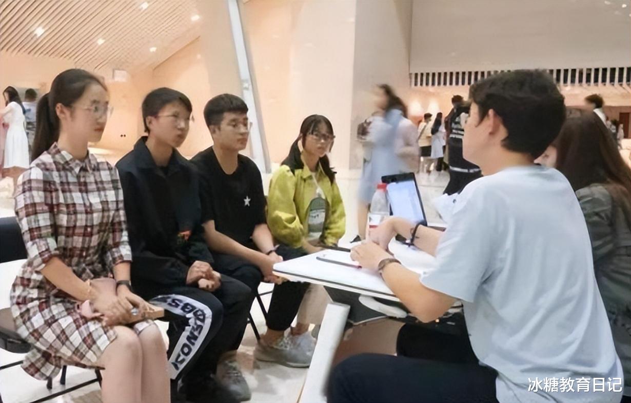 应届生|名校高材生毕业后找不到工作？企业HR的吐槽，引发众多应届生共鸣