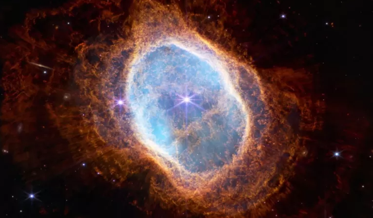 宇宙奥秘:恒星死亡时会发生什么?