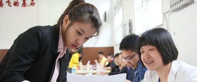 |职业不分高低贵贱!叔叔,公务员并没有高人一等