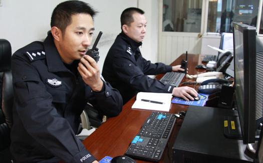 纪实男子出差一个月,回家发现车被物业卖了,物业:以为没人要