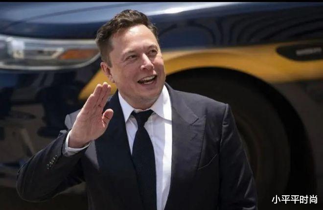 抖音|马斯克：抖音让我感觉到大脑被AI猛烈攻击，难受！网友纷纷点赞