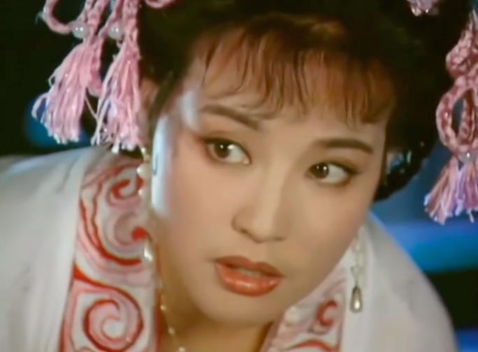 刘晓庆|当年刘晓庆在狱中的念头就是：出去后，我要找背后给我捅刀子的人