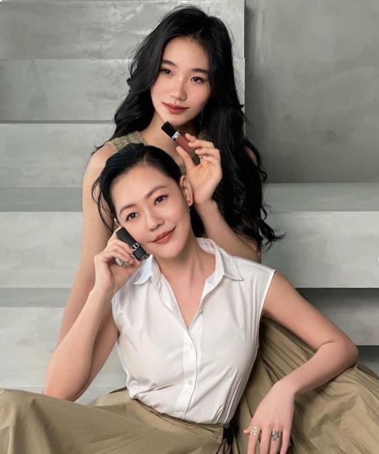 许佳琪|比父母更美的8位星二代，翁虹女儿美貌惊艳，李静女儿大眼睛超美