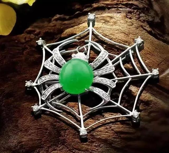 翡翠|五毒不是毒,而是五种动物!翡翠五毒的寓意竟如此惊艳?