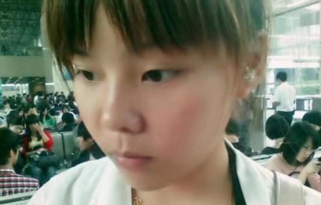 许敏|熊磊深夜晒旧照感慨时光匆匆，青涩照片首次曝光，引网友热议