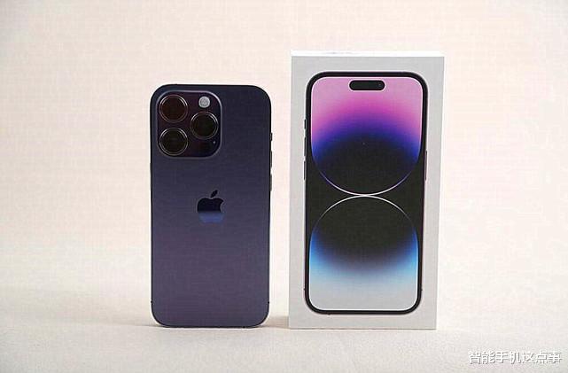 荣耀手环|买手机建议一步到位，目前这4款手机很优秀！用到2025年问题不大