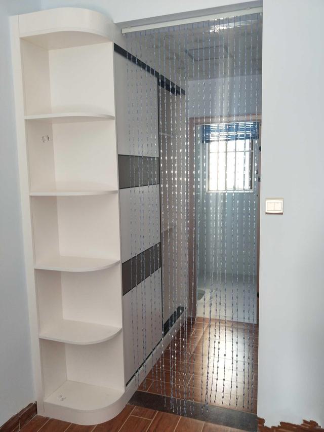 新房装修完工,简约风格宽敞大气,客餐厅前面贴砖上档次,超实用