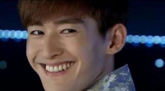 尹正|男星的颜值变化:黄晓明成功去油,王一博颜值下滑,尹正“姨化”