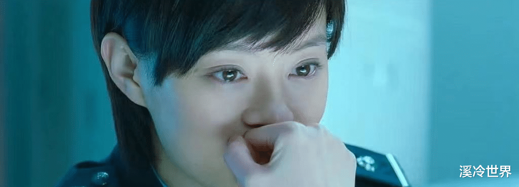 警察|同样穿“警服”，把刘涛吴越和baby等女星放在一起，差别就出来了