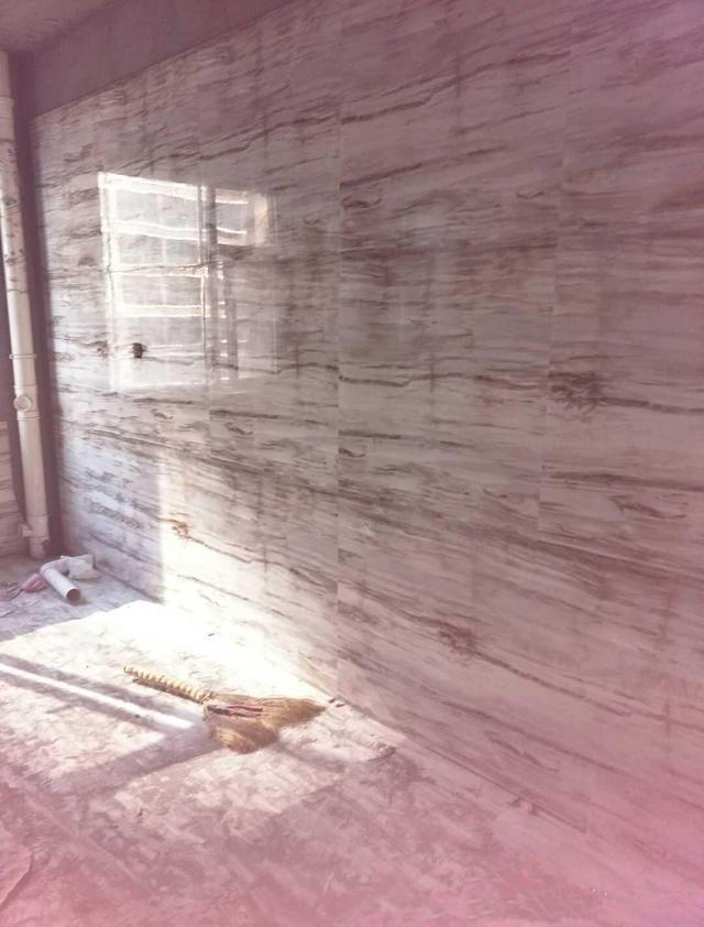 老爸装修的婚房，女朋友说要么分手要么买过一套，不知如何是好