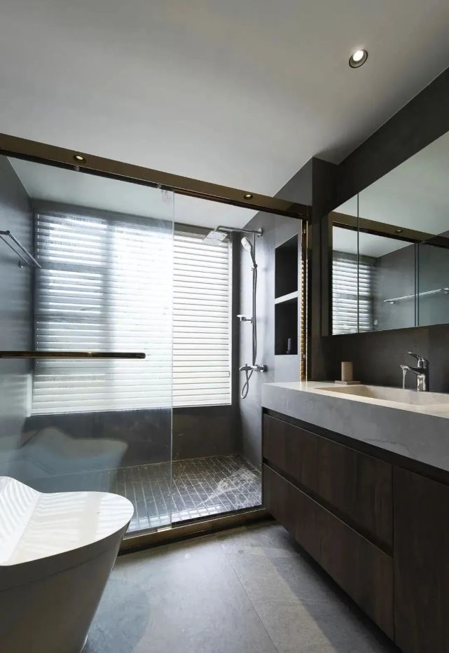 杭州一主妇晒出184㎡家内部照，不做背景墙，却是很多家庭的榜样