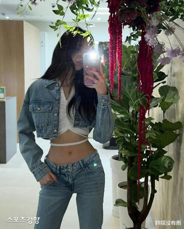 申有娜|ITZY申有娜瘦到“肋骨突出”的近况被疯传，粉丝大受打击