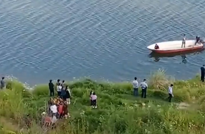 痛心!四川一女中学生坠河溺亡,搜救现场曝光