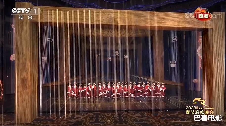 春晚|春晚妆容引热议,撒贝宁眼妆抢镜,赵丽颖疯狂圈粉,沈腾可真行