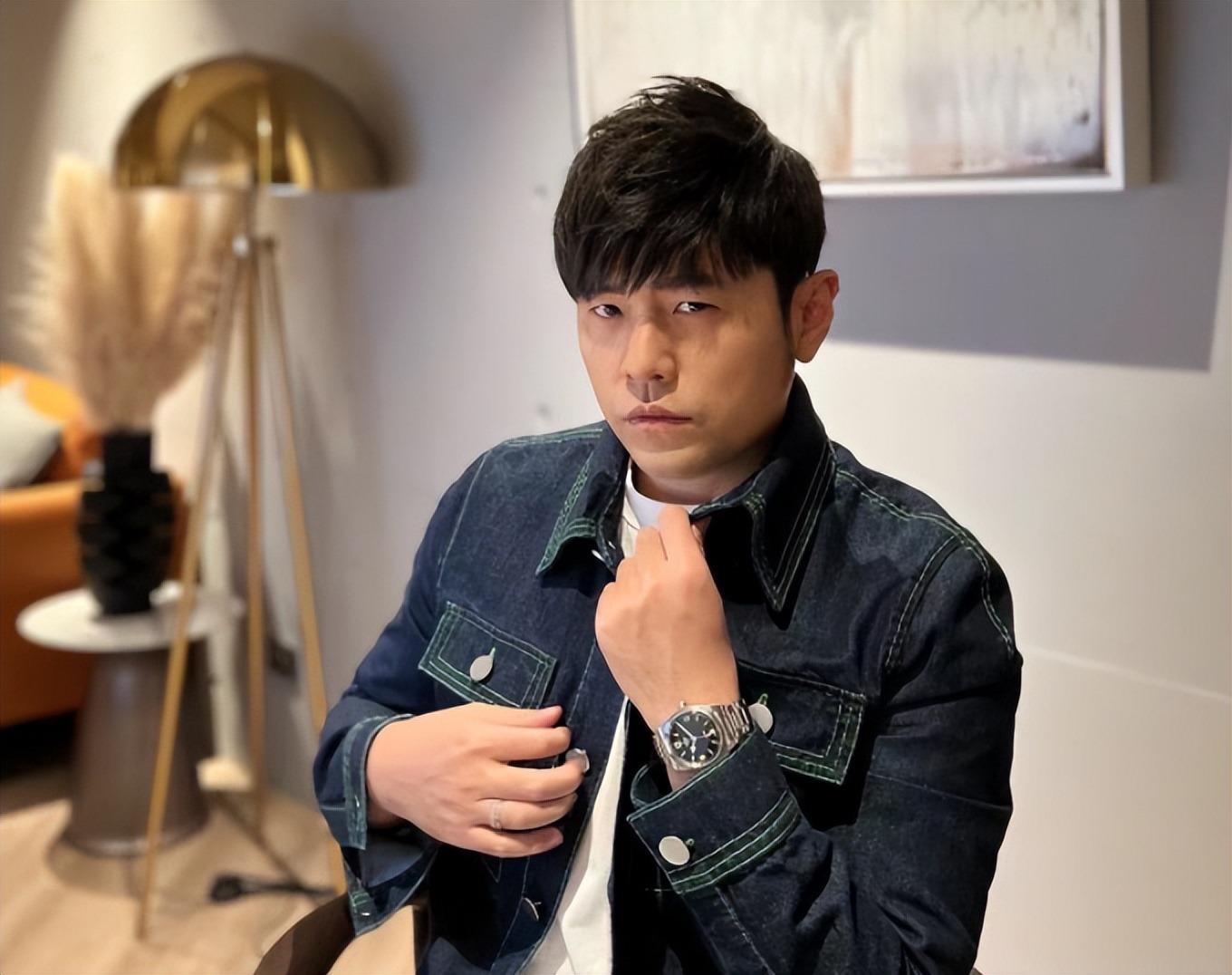 蔡依林|蔡依林被嘲双面艺人，央视文艺删除了其相关内容，本人微博沦陷掉粉