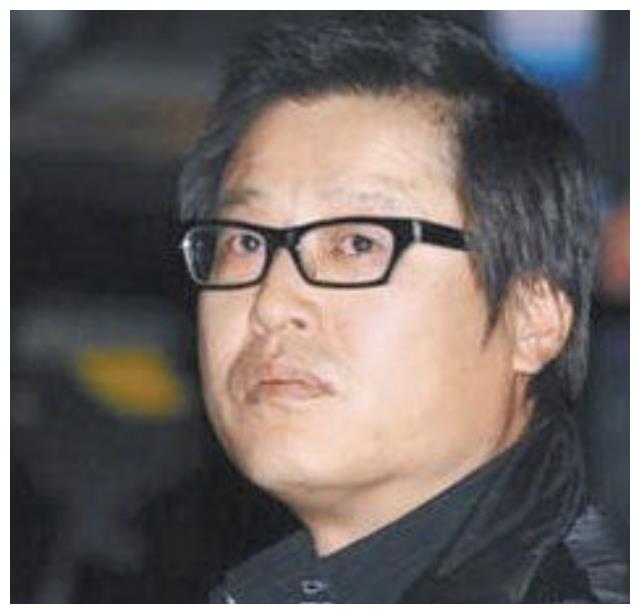 23岁爆红,39岁为情所困跳楼自杀,死后两任丈夫抢巨额遗产