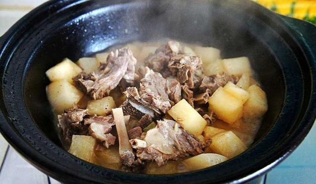 霜降后,多吃“地下四宝”,滋阴润燥养分足,应季而食身体好