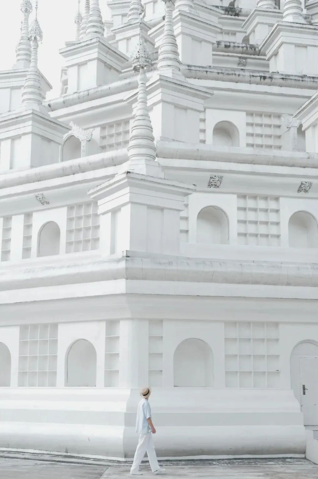 寺庙|比大理丽江舒服，就差点人气！藏着云南小三亚，异域风情不输版纳