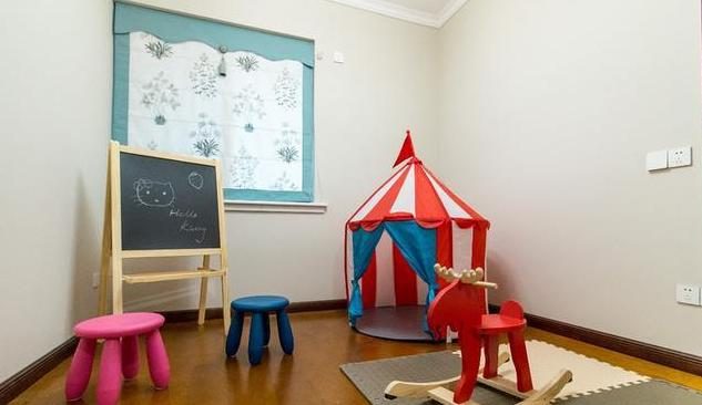 晒晒我140平新家，装修花了41万，朋友都说值，超级喜欢次卧飘窗