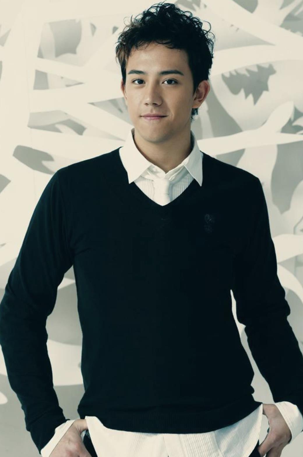 王浩信|娱圈10位超级渣男，有人和女友要分手费，有人把原配逼得出家