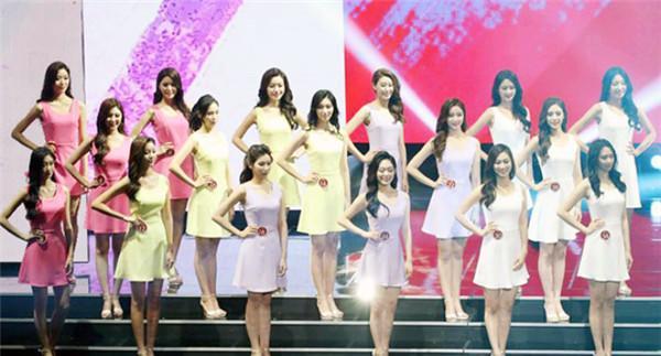 70年代韩国选美旧照:大饼脸水桶腰,不整容的韩国美女可还行?