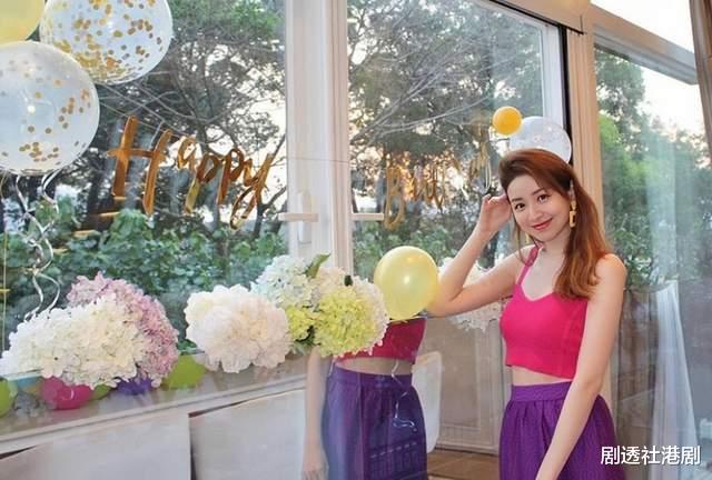 徐淑敏|香港知名女星晒照为大女儿庆生!状态冻龄,网友:俩母女像俩姐妹