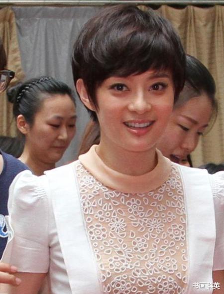 孙俪|“娘娘”孙俪用笔肥厚古拙，功夫厉害，人美笔好，赏心悦目！