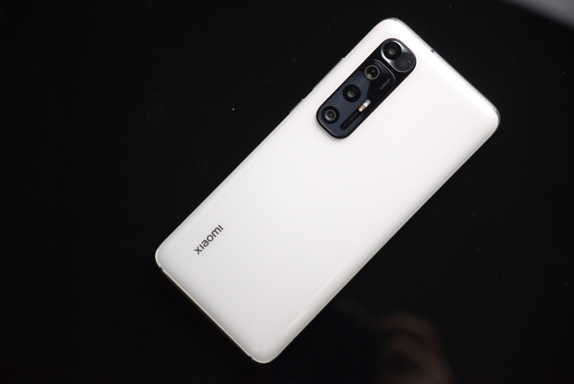 小米科技|小米10S在2022年还值得买吗?六大优劣对得起现在的价!