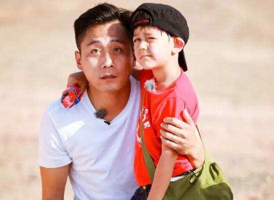 诺一|刘烨儿子诺一近照曝光,混血小王子变“土壮汉”,被夸新一代战狼