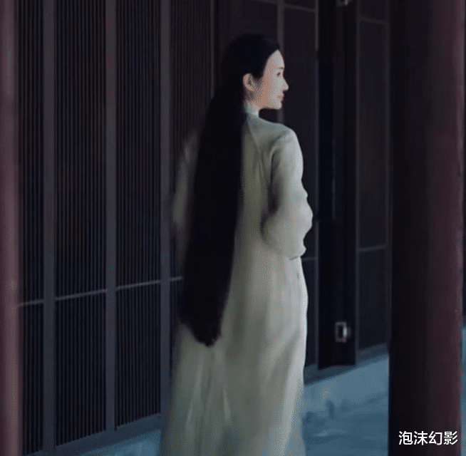 张纪中妻子发视频表示：在萧山买了一套别墅花6个亿，产证没我名