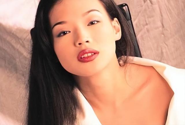 舒淇|舒淇:交往过5任男友,屡受情伤,40岁嫁给男闺蜜终获幸福