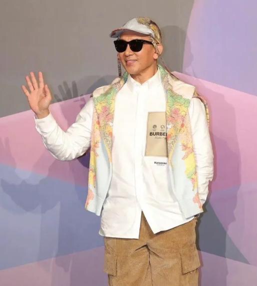 具俊晔|具俊晔台北时装周压轴登场,透露与大S每天亲亲,满脸幸福超甜蜜