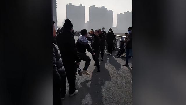 五百万网红宇将军约架被抓，现场画面曝光，账号全部封禁