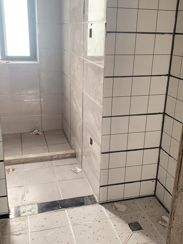 别再瞎跟风了,4种网红卫生间设计,关键环节竟然没人说