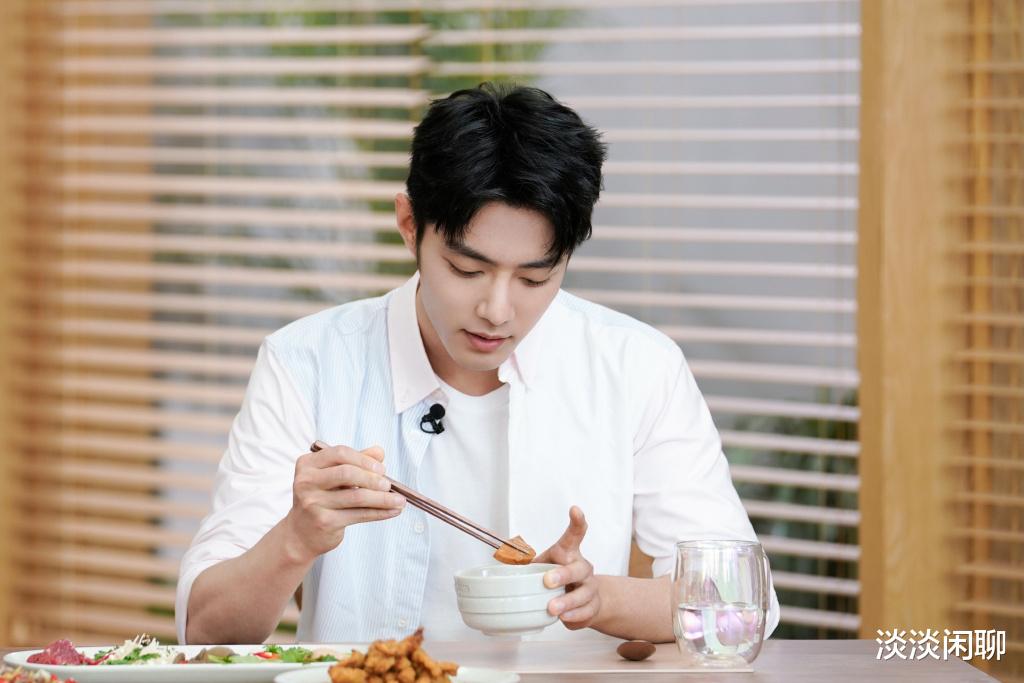 肖战|回旋镖！常批肖战的某编剧摊事了！曾经指点江山，如今被指说谎！